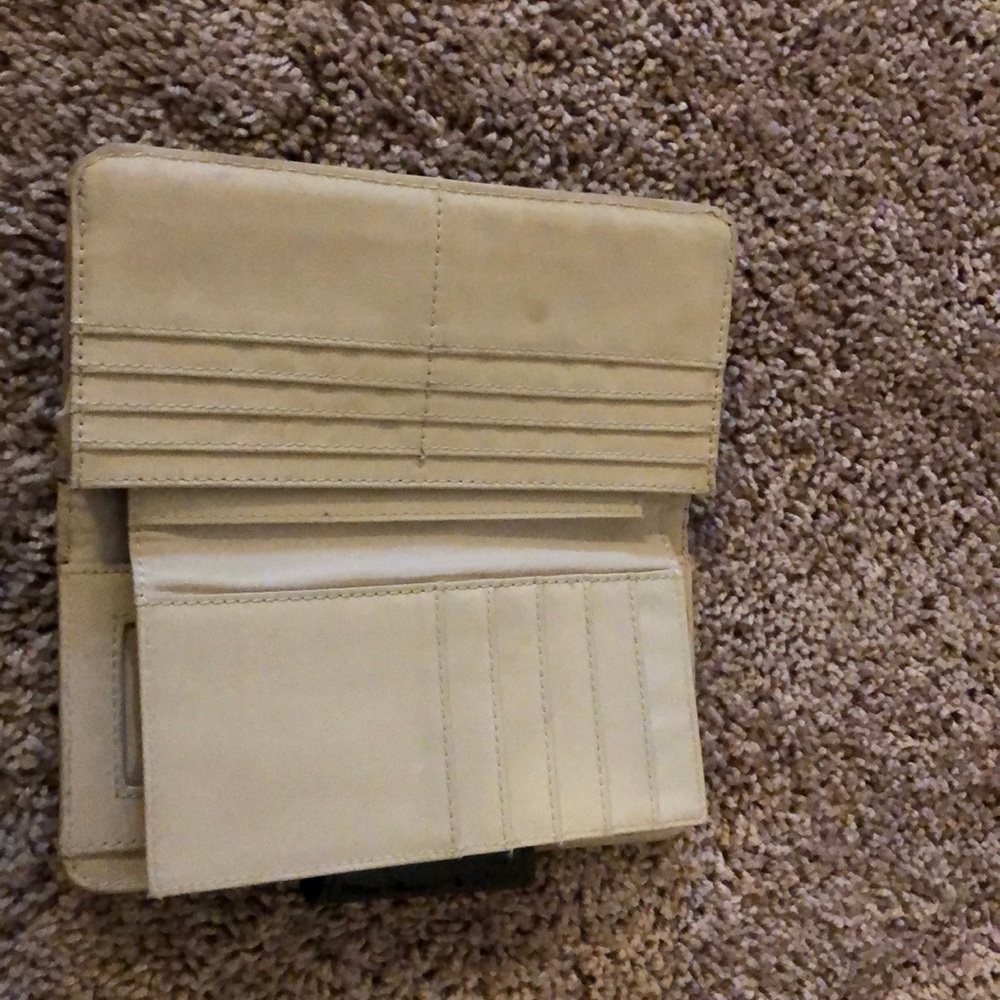 Wallet - Picture 3 of 5